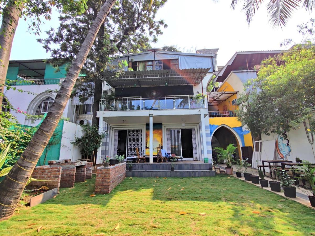 Urban Nomads Pune Hostel Bagian luar foto