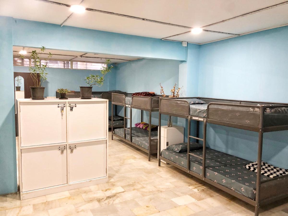 Urban Nomads Pune Hostel Bagian luar foto