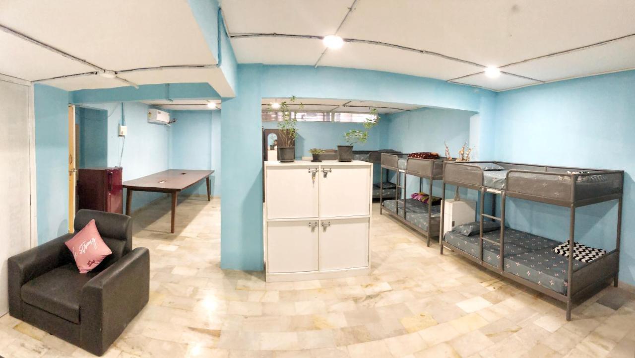 Urban Nomads Pune Hostel Bagian luar foto
