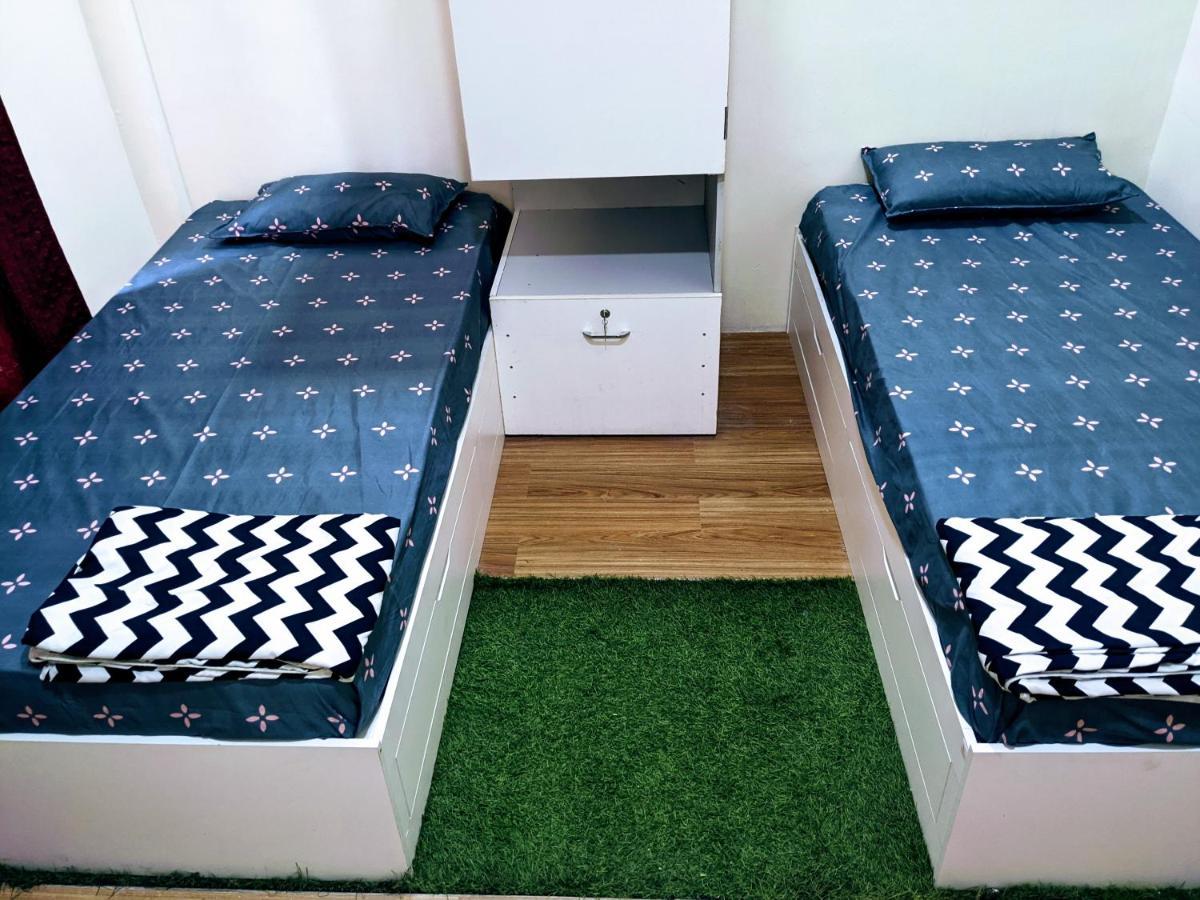 Urban Nomads Pune Hostel Bagian luar foto