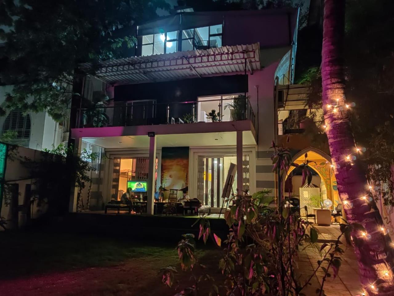Urban Nomads Pune Hostel Bagian luar foto